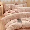 Conjunto de Quatro Peças para Quarto em Lã de Leite Espessa de Alta Qualidade Classe A Conjunto de Lã Quente Antiestático Tridimensional Esculpido de Lado Duplo de Inverno