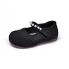 Sapatos Mary Jane infantis de couro doce com pérolas, anti-chute, nova coleção primavera/outono 2026, sapatilhas de bico fino com sola macia, sapatos de princesa