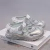 Zapatos Infantiles 2026 Verano Estilo Ballet Niñas Exteriores Malla Simple Transpirables Suela Suave Zapatos para Niños Pequeños Sandalias Deportivas para Bebé