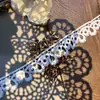 Em estoque Novo Lolita Bordado Solúvel Em Água Lace Leite Seda Único Lado Flor Onda Lace Lace Código De Barras