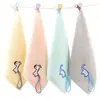 Toallas Cuadradas de Algodón al por Mayor con Correas para Colgar para Guardería, Toallas Faciales para Niños, Toallas de Mano Absorbentes, Toallas para la Boca Engrosadas, Toallas Faciales