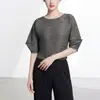 Top plisado artístico Miyake para mujer, verano, sensación de alta gama, mangas de 5 puntas, diseño irregular, camiseta nicho para mujer, jersey