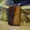 Amuletos de Paz de Madera de Melocotón Rayada Natural Amuletos Clásicos Portátiles Talla en Madera Colgante para Coche Accesorio Unisex Amuletos Portátiles Tallados a Mano