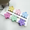 Clipes de Cabelo Coloridos de Flor de Plumeria de 4cm Mais Vendidos na Europa e América, Grampos de Cabelo Florais Transfronteiriços, Acessórios de Cabelo da Moda para Festas na Parte de Trás da Cabeça