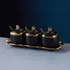 Potes e Caixas de Cerâmica para Temperos Nordic Light Luxury Selecionados Cuidadosamente, Recipientes de Temperos Domésticos, Potes de Sal, Conjunto de Utensílios de Cozinha