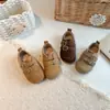 Zapatos Birkenstock para Niños Primavera y Otoño Retro Zapatos Pequeños de Cuero para Bebé Niñas Suela Suave Antideslizantes Zapatos Tipo Frijol Niños Versátiles Casuales