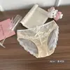 Calcinha Feminina Romântica Estilo Francês com Patchwork de Renda Floral e Cetim, com Laço Duplo Exquisito e Tanga de Renda de Alta Qualidade