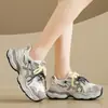 Zapatos nuevos de estilo coreano para papá, superventas transfronterizos para mujer, zapatillas deportivas de malla para estudiantes de verano, zapatillas casuales, zapatos de suela gruesa