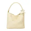 Bolsa Tote Grande Capacidade de Design de Nicho de Luxo Leve Francês para Mulheres Estilo Casual Preguiçoso Bolsa de Ombro Único/Sob o Braço Estilo Balde