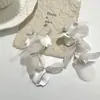 Brincos de Chiffon Super Fada com Franjas de Pétalas Estilo Francês Levemente Luxuosos Versáteis Elegantes para Senhora Brincos Elegantes Joias Doces Mori