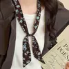 Colar Cachecol de Seda Floral Verde Vintage para Mulheres, Estilo de Nicho, Corrente Longa Ajustável para Suéter para Outono e Inverno, Acessório Versátil da Moda