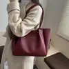 Bolsa de Lona Casual de Gran Capacidad 2026 Nueva Moda Bolso Tote Simple para Viajes Versátil