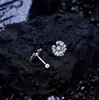 Plata de Ley S925 Estilo Vintage Desgastado Unisex Mismo Estilo Gd Personalizado Plata Tailandesa Pequeña Margarita Tornillo Pendientes Clavos para Hélice Oído Venta al por Mayor