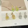 Nuevos Pendientes de Carrillón de Viento de Zirconia Colorida Microincrustada 2025 para Mujer con Pétalos Tridimensionales, Pendientes Adelgazantes para Rostro Redondo y Pendientes