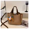 Bolso de Gran Capacidad para Mujer 2025 Nuevo Verano Simple y Versátil Bolso Bandolera de Hombro Textura Popular de Este Año Bolso Almohada