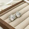 Pendientes de Plata de Ley S925 con Forma de Trébol de Cuatro Hojas Vintage, Lujo Ligero, Pendientes Exquisitos y Sencillos, Versátiles, Estilo de Nicho, Accesorios de Oreja de Moda