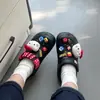 Charms Criativos para Sapatos de Meninas, Lanches de Gato de Pelúcia Feitos à Mão DIY, Decorações de Sapato com Fita de Bolinhas, Enfeites de Sapato 3D de Desenho Animado Destacáveis