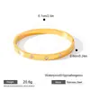 Pulsera de acero inoxidable, estilo ins europeo y americano de moda, pulsera de acero con diseño de trébol de cuatro hojas de la suerte en oro de 18 quilates para mujer, directo de fábrica, venta al por mayor de joyas