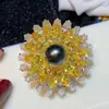 [Accesorios DIY] Broche de girasol con incrustaciones de circonita dorada en cobre, pasador femenino, soporte vacío para corsage de perla de 9-10 mm