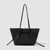 Bolso de Hombro Casual Simple de Gran Capacidad para Mujer Verano 2025 Principios de Ocho Versátil Ropa de Trabajo Bolso Cruzado de Axila de Alta Gama