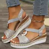 Sandalias de mujer de talla grande europeas y americanas con hebilla de metal, decoración de cuerda de cáñamo, tacón de cuña, suela ligera, sandalias con boca de pez
