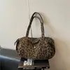 Bolso de Hombro Casual Estilo Coreano 2026 Nuevo Estampado de Leopardo para Viajes Diarios, Gran Capacidad, Bolso de Mano Ligero para Mujeres
