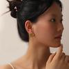 Llegada Nueva 2025 Aretes de Flor Distintivos de Acero Inoxidable Dorado con Acabado Cepillado Atmósfera de Entrada Joyería de Lujo Vintage para Mujer Ins