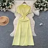 Vestido Estilo Francés para Mujer 2026 Primavera Nuevo Estilo Celebridad Gama Alta Bordado Cuello Redondo Cintura Tejido Falda Larga