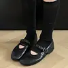 Sapatos Mary Jane Fashion de Verão Novos Retrô com Fivela e Sola Macia para Mulheres, Sapatos Baixos, Confortáveis e Estilosos, Sapatos Pequenos de Couro Versáteis