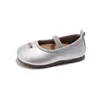 Zapatos de Cuero para Niñas 2026 Primavera y Otoño Estilo Nuevo Mocasines Suaves para Niños Zapatos Antideslizantes de Princesa Zapatos de Baile para Bebé Modernos
