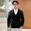 Nuevo cárdigan de cachemira para hombre, moda otoño e invierno, con cuello alto y cierre de botones, tejido para abrigar, 100% cachemira pura