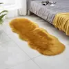 Tapete de Lã Sintética Transfronteiriço Tapete de Chão de Cabeceira Manta Especial em Forma de Ovelha de Pelo Comprido Tapete de Chão Frontal para Sofá de Sala de Estar Cabeceira Janela de Sacada