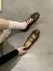 Sapatos rasos estilo balé com sola macia para mulheres, outono e primavera, estilo retrô, bico redondo, mocassins de couro macio outono 2026, sapatos baixos estilo vovó