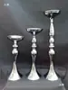Novos Adereços de Casamento Vaso de Flores de Ferro Estilo Europeu Decoração da Mesa Principal do Casamento Recipiente para Arranjo de Flores Vaso Ornamentado de Flor de Mesa Dourado Galvanizado