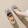 Zapatos de Verano Bajos de un Solo Color 2026 Fuegos Artificiales Pedrería Suela Suave Versátiles con Faldas Zapatos Mary Jane de Tacón Interno Elevador para Mujer
