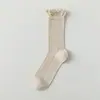 Meias de seda de amoreira para mulheres e meninas, estilo fino de verão, brancas, estilo balé, renda, borda franzida, meias bolha, refrescantes, comprimento até o meio da panturrilha