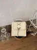 Mochila Feminina de Renda Fashion 2026 Nova Versátil e Bonita Pequena Bolsa Escolar de Alto Valor Leve Luxo Bolsa Transversal