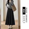 Saia Midi de Arroz Pegajoso Feminina Outono 2026 Novo Estilo Petite Bom Caimento Cintura Alta Linha A Longa Casual Cinza Justa ao Corpo