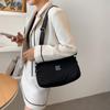 Bolsa Feminina 2024 Bolsa Versátil de Tecido de Nylon Simples Moderna de Ombro Transversal Grande Capacidade Atacado Item Quente da Moda