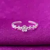 Anillo Minimalista Bañado en Plata Estilo Coreano, Hecho Completamente a Mano, Anillo de Cola de Flor Abierto con Diseño Floral, Uso Diario para Mujeres, Disponible para Mayorista