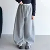 Pantalones de Chándal Anchos con Parches en la Cintura para Niñas, Nuevo Estilo Primavera y Otoño, Pantalones Deportivos Casuales Sueltos para Niños Mayores, Diseño de Parches Gris y Azul