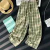 Foto real de calças casuais xadrez vintage 2026 para mulheres, estilo fino de verão, calças saruel de algodão puro com cintura elástica super estilosas