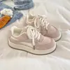 Tênis de treino alemão de nicho da moda 2026 primavera/verão novos tênis casuais versáteis de sola grossa em rosa, sapatos femininos confortáveis