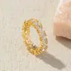 Anel de Dedo Geométrico com Abertura em Zircônia Triangular Estilo Coreano Banho de Ouro 18k Cobre Design de Luxo Leve Nicho para Mulheres