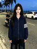 Nueva chaqueta casual versátil de moda de nicho para otoño, sudadera con capucha versátil de moda única y simple para mujer
