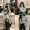 Camiseta Básica de Moda para Mujer 2026 Estilo Trendy de Influencer Ajustada Hombros Descubiertos Camiseta de Manga Larga Tendencia de Ins con Diseño Inteligente