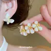 Pendientes de Flor Mariposa con Goteo de Aceite de Circonita Brillante Estilo Nuevo 2026 Pendientes Exquisitos de Estilo Dulce Accesorios para Orejas de Lujo Ligero