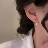 Pendientes de botón con perla y aguja de plata de ley 925 con el mismo estilo de la fiebre de Corea del Sur, pendientes sencillos y elegantes para mujer, pendientes de nicho de alta calidad