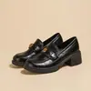 Mocasines que aumentan la altura para mujeres menudas, nueva colección de otoño 2026, zapatos casuales con estampado de camelia, adecuados para el trabajo