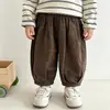 Pantalones casuales para niños, nuevos estilos de primavera y otoño, ropa infantil estilo coreano, cintura elástica, pantalones largos, color liso, corte holgado